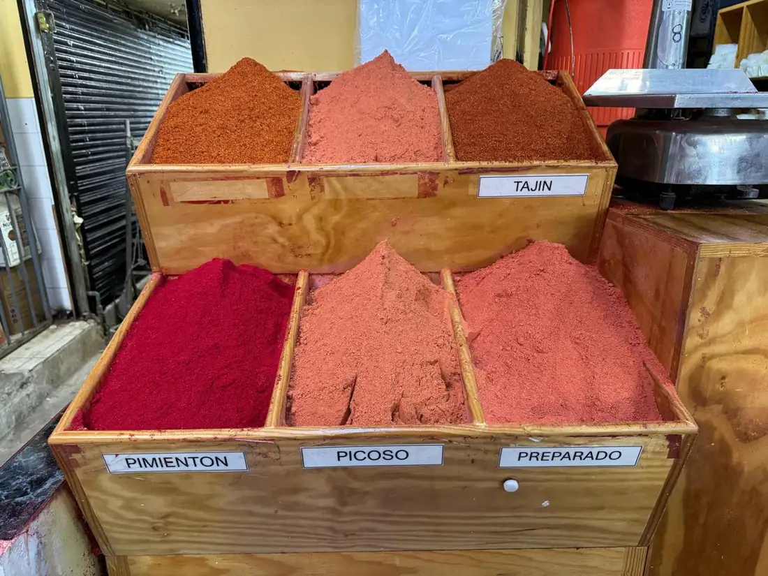 Chile en polvo y sazonadores a granel
